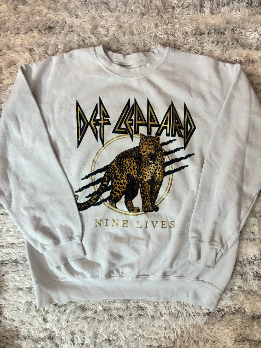 Def Leppard Nine Lives White Graphic Crewneck Sweatshirt